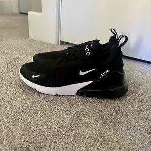 Nike Air Max 270